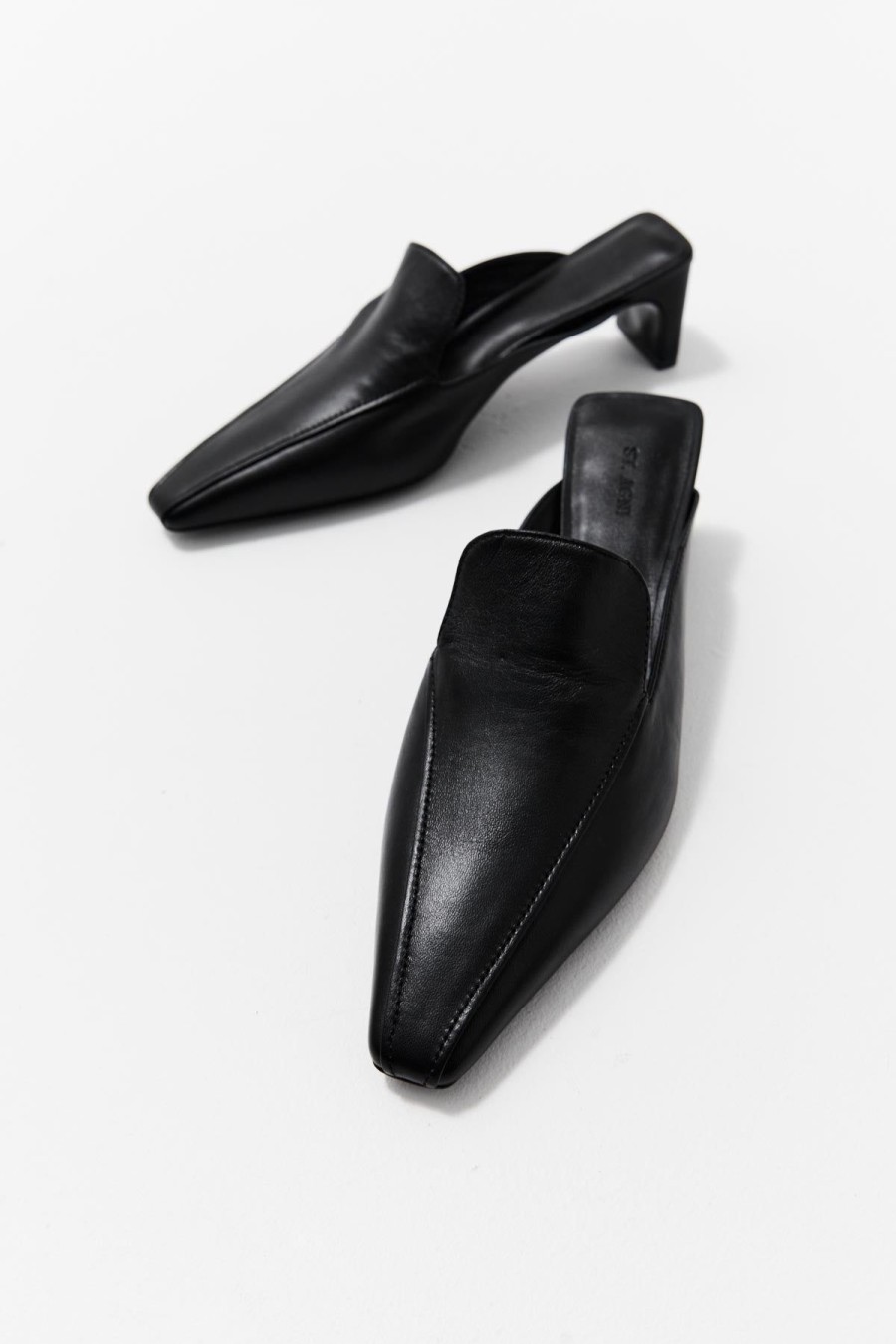 ST. AGNI Heeled Loafer - Black | Loafers