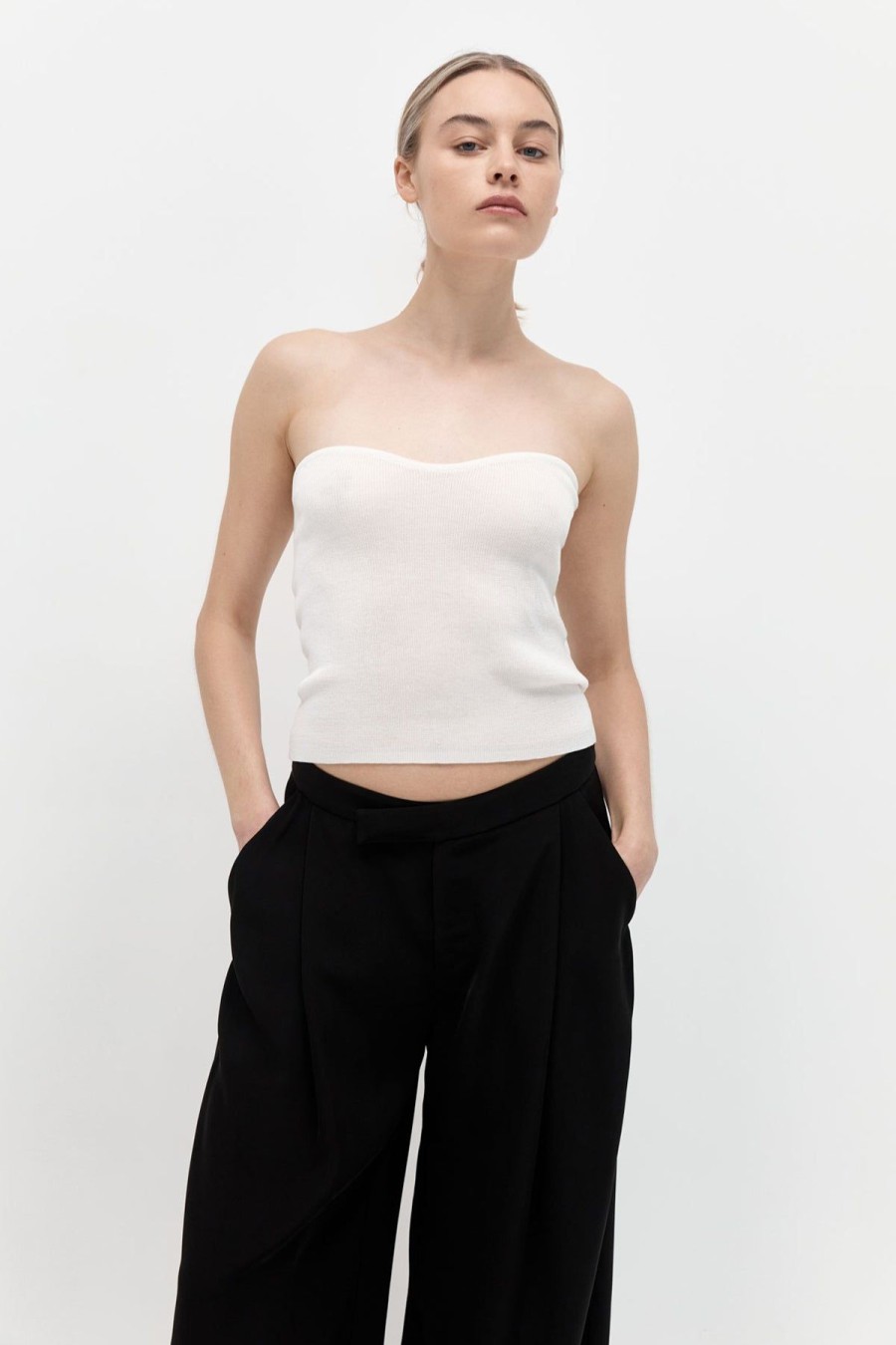 ST. AGNI Curve Knit Top - White | Basics