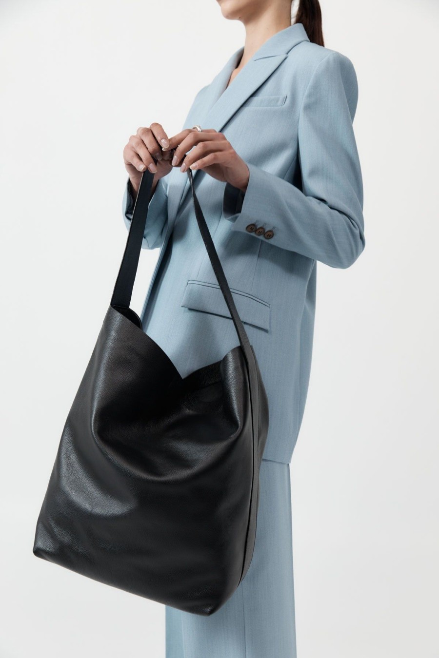 ST. AGNI Minimal Everyday Bag - Black | Bags