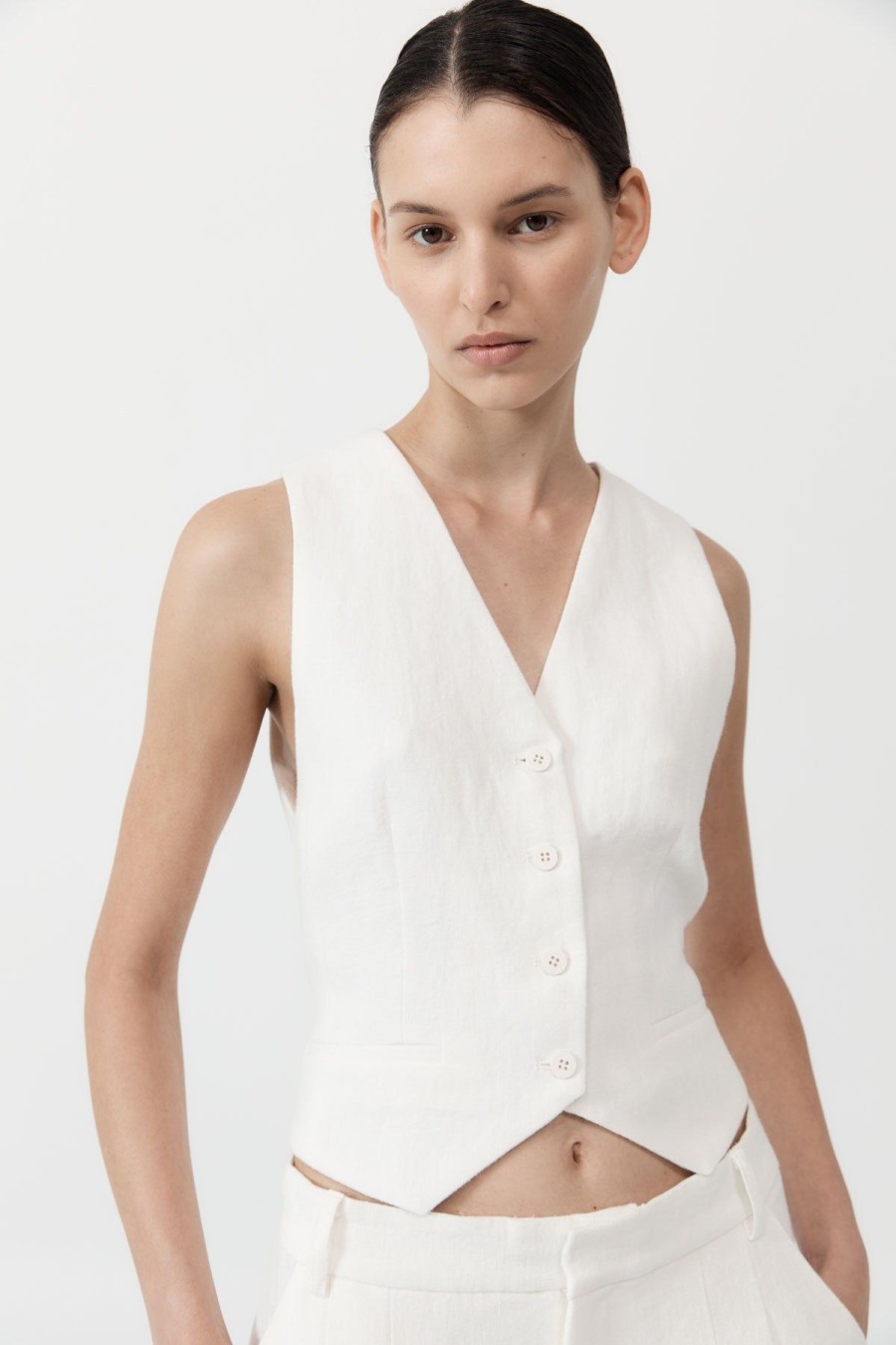 ST. AGNI Tailored Linen Vest - Ivory | Tops