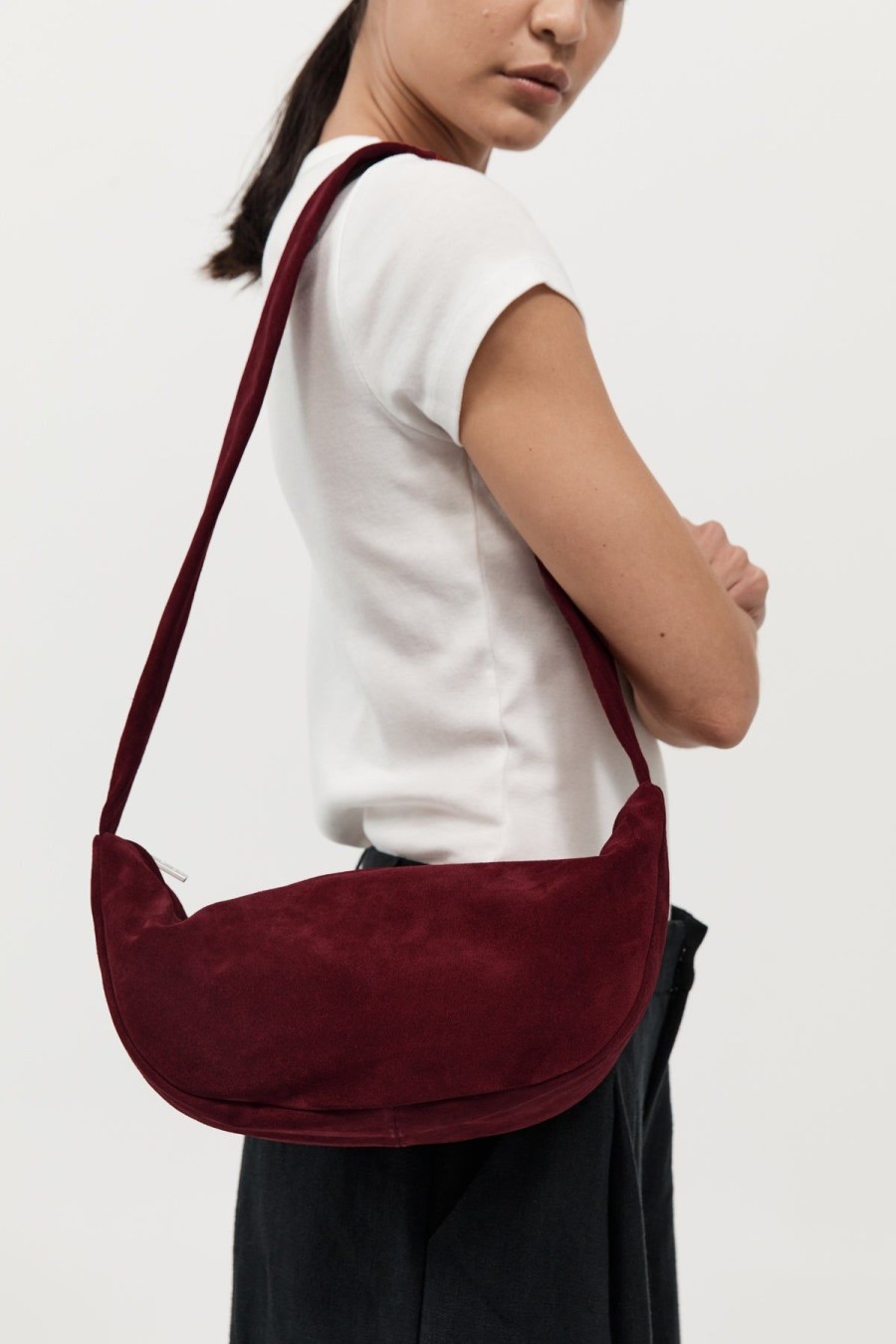 ST. AGNI Soft Crescent Bag - Rouge | Bags