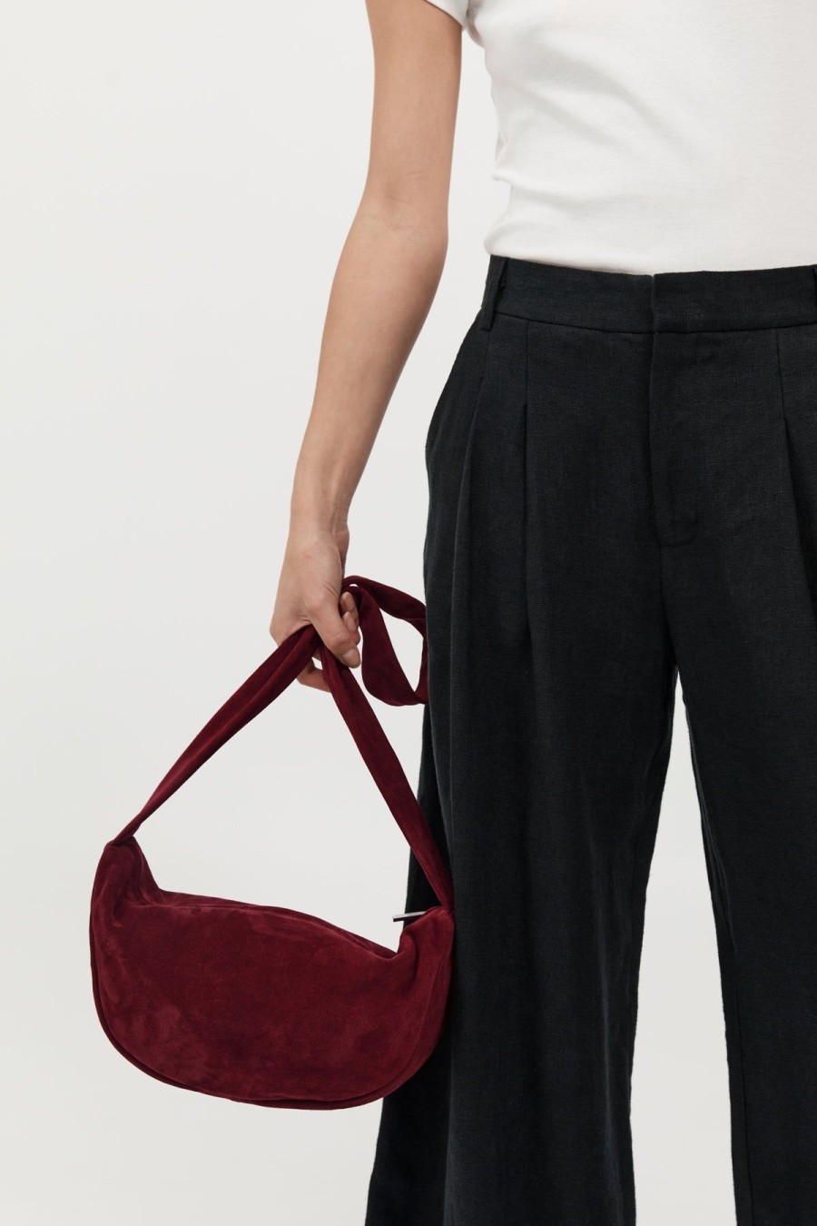 ST. AGNI Soft Crescent Bag - Rouge | Bags