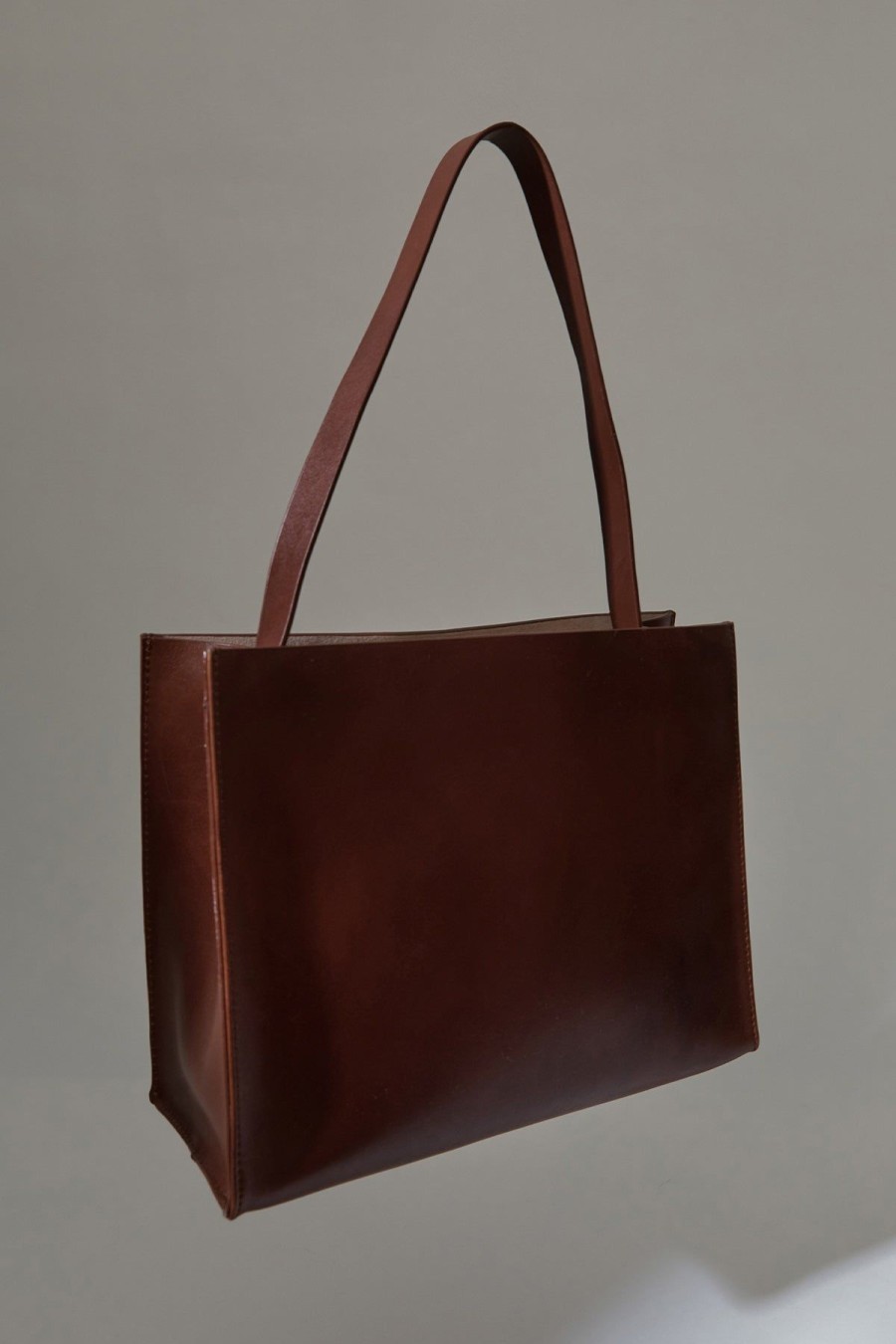 ST. AGNI Minimal Mini Tote - Antique Tan | Bags