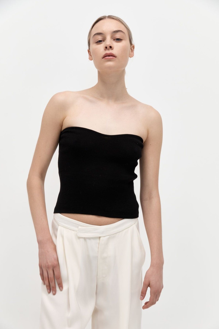 ST. AGNI Curve Knit Top - Black | Knitwear