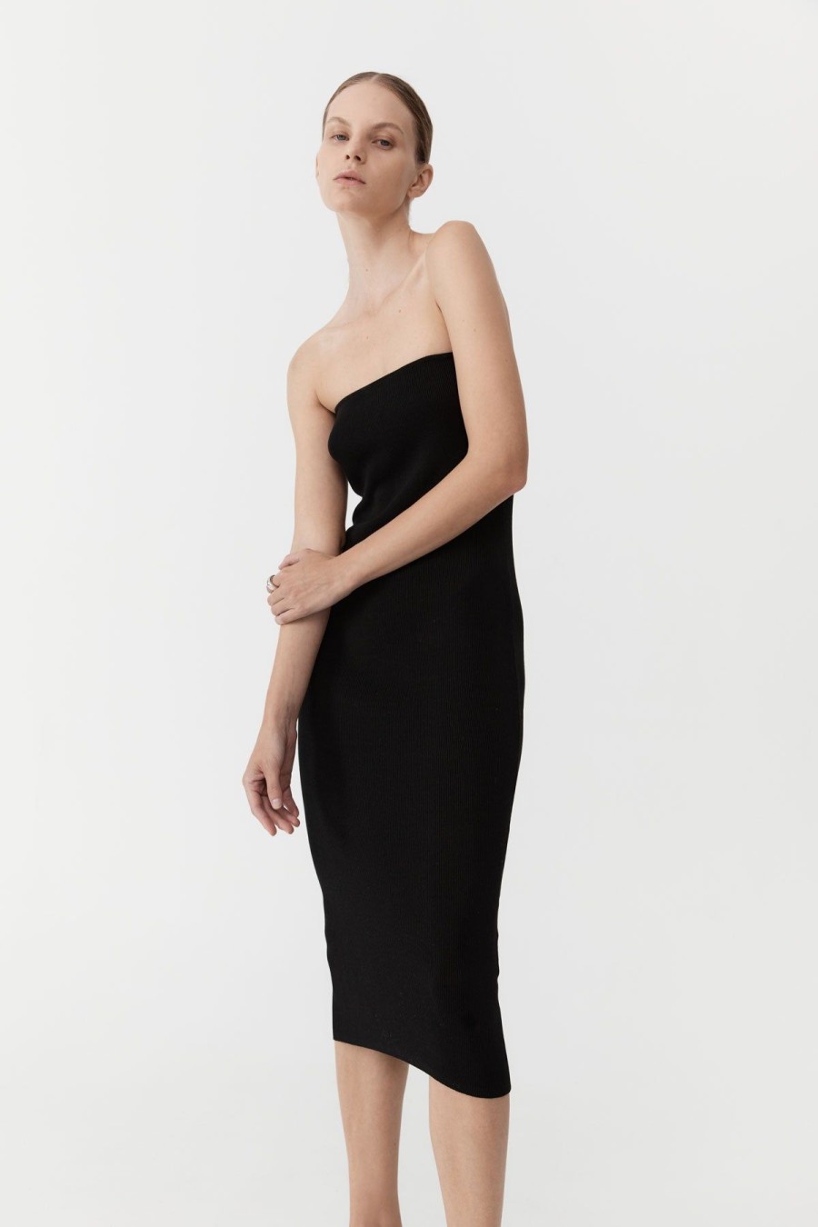 ST. AGNI 90s Strapless Knit Midi Dress - Black | Knitwear