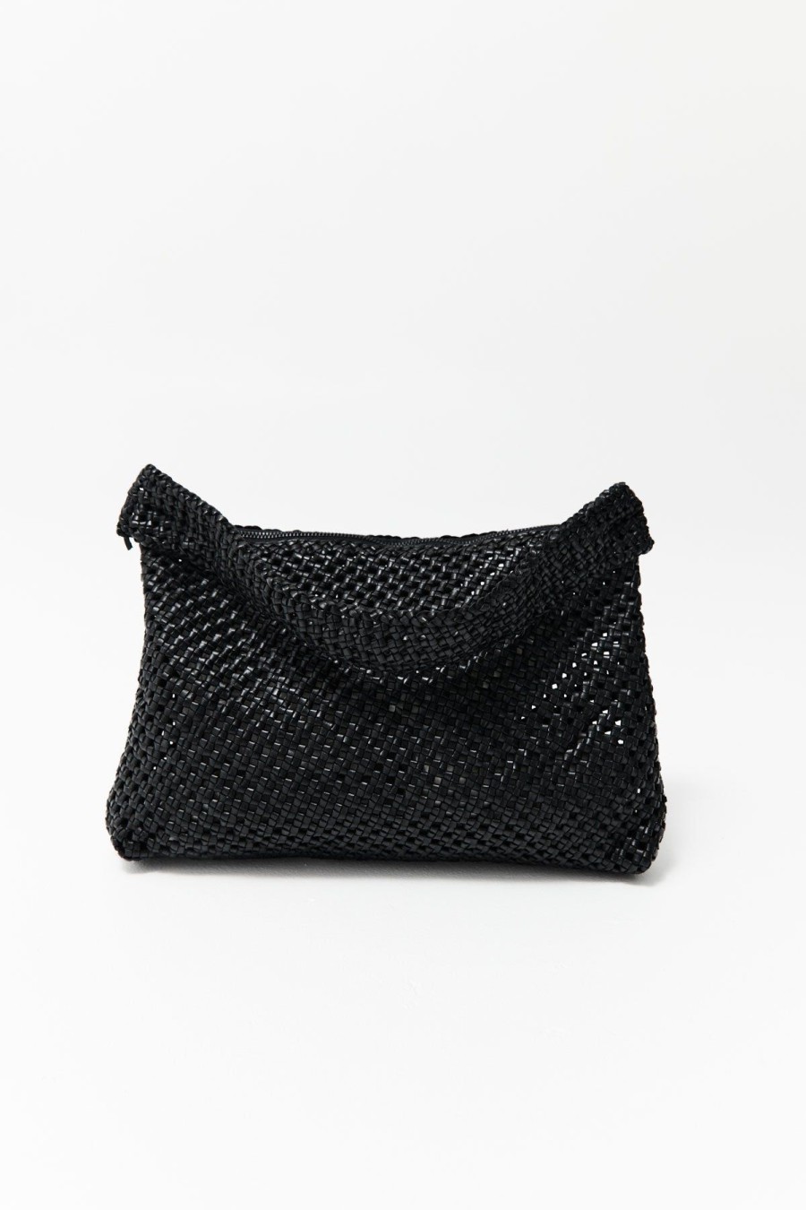 ST. AGNI Macrame Shoulder Bag - Black | Bags