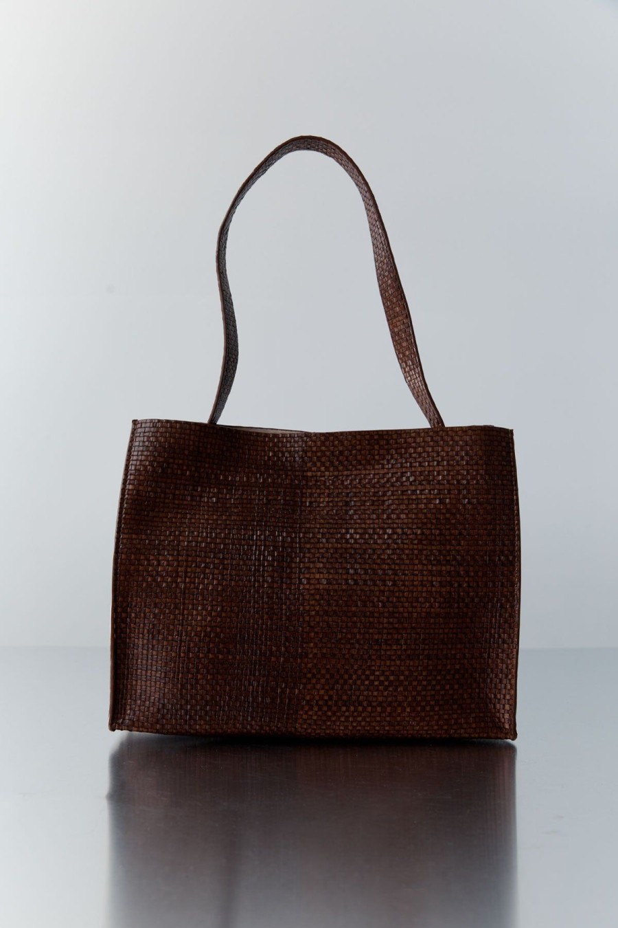 ST. AGNI Woven Minimal Mini Tote - Antique Tan | Bags