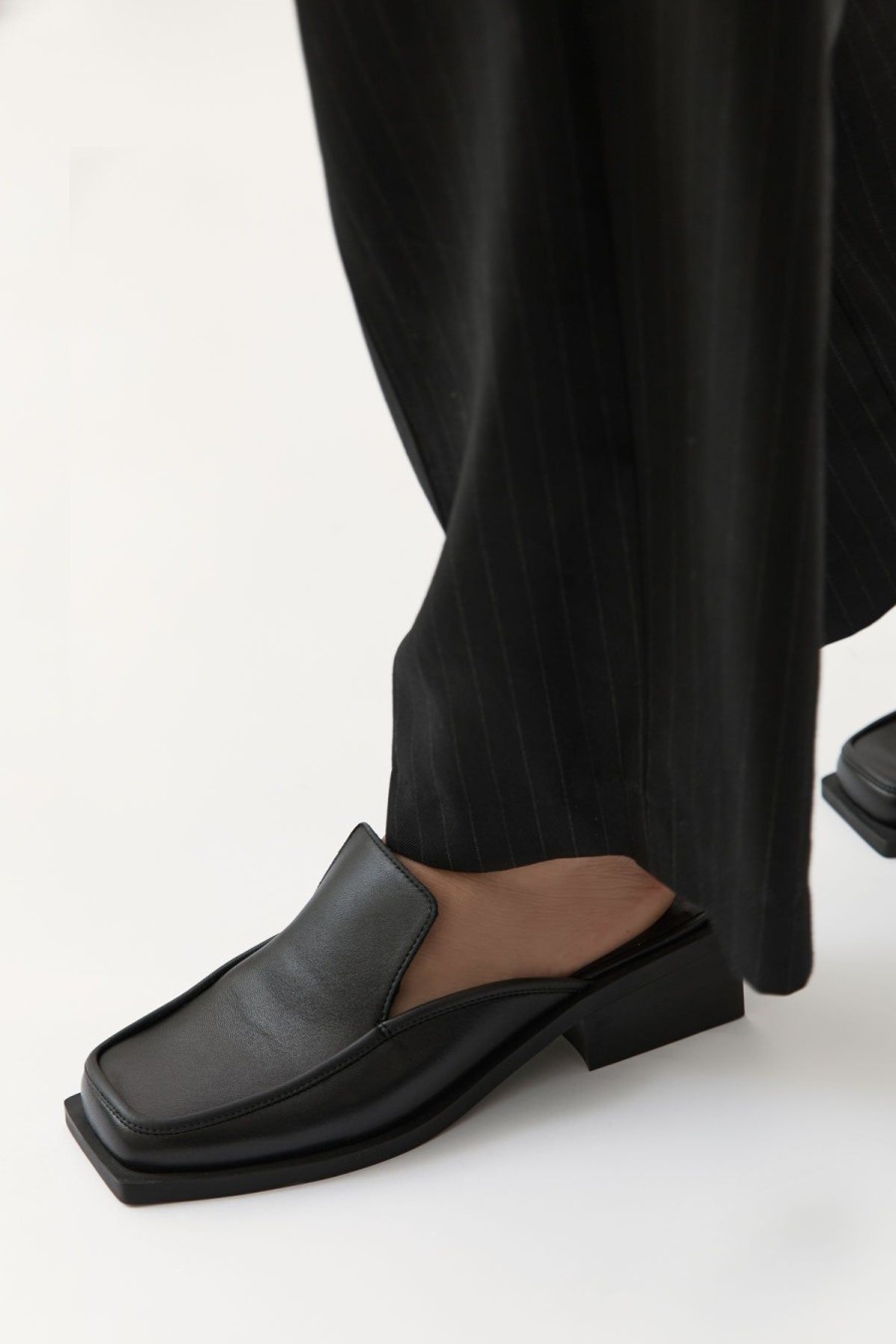 ST. AGNI Square Toe Mule - Black | Heels