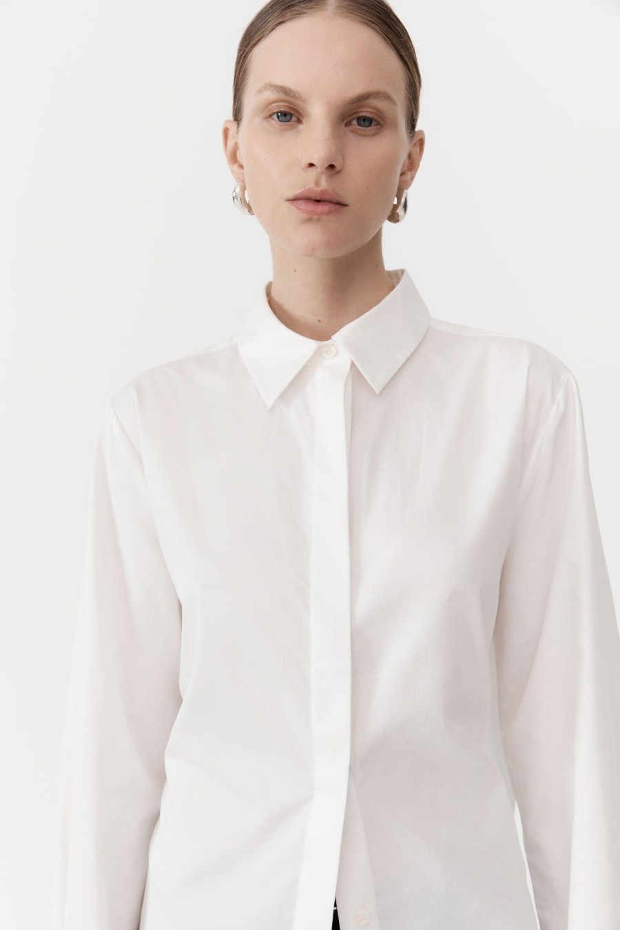 ST. AGNI Open Back Shirt - White | Tops