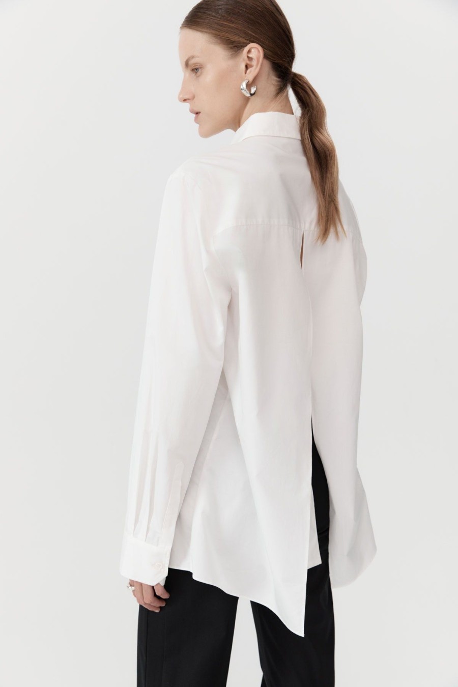 ST. AGNI Open Back Shirt - White | Tops