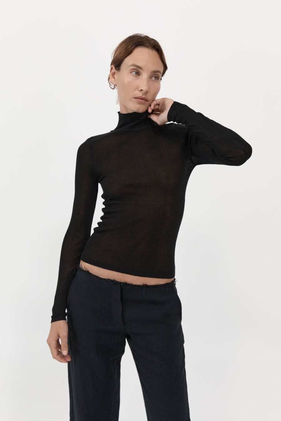 ST. AGNI Second Skin Knit Top - Black | Basics