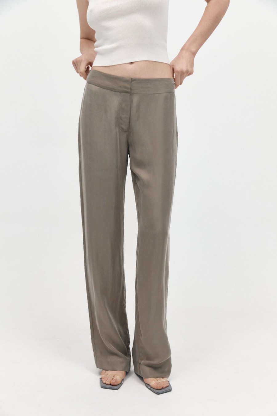 ST. AGNI Straight Leg Trousers - Castor Grey | Pants