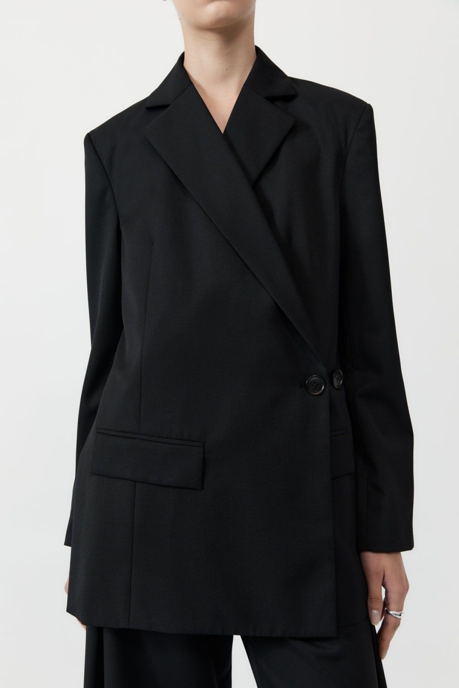 ST. AGNI Wrap Blazer - Black | Uni