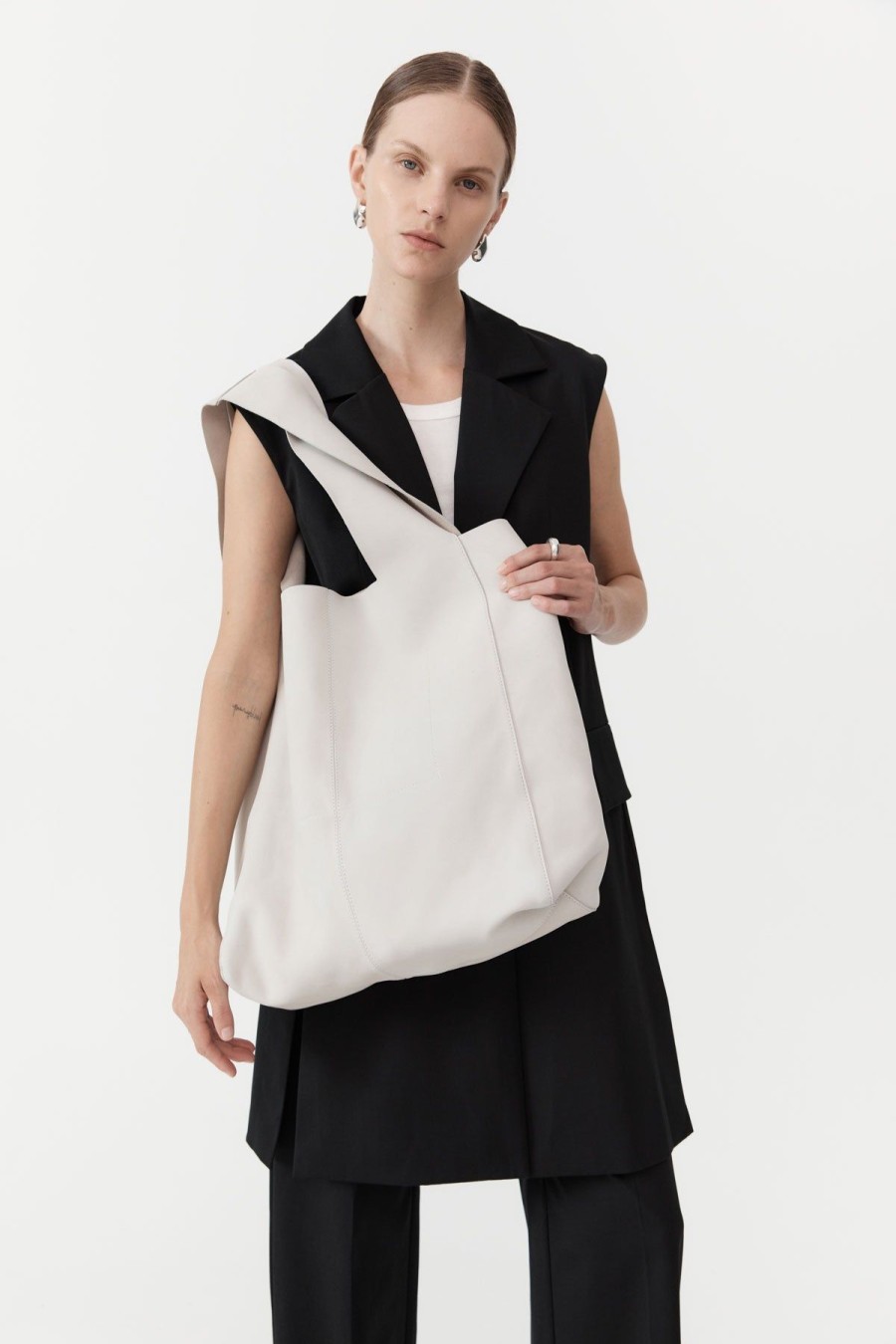 ST. AGNI Suede Soft Tote - Cool White | Bags