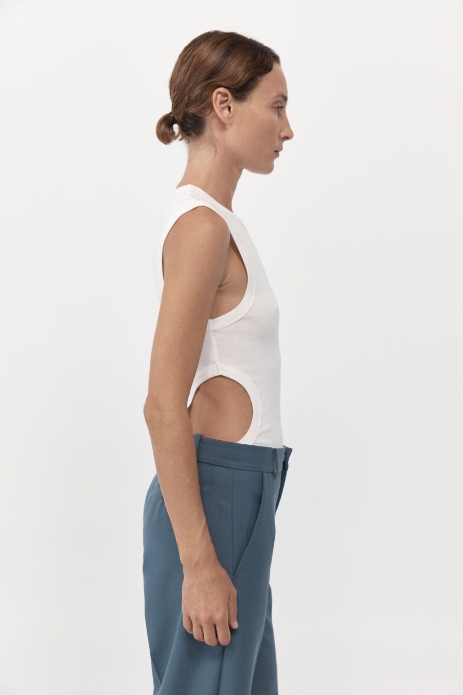 ST. AGNI Organic Cotton Cut Out Tank - White | Basics