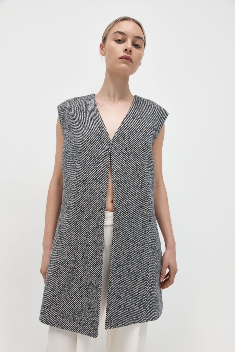 ST. AGNI Twill Vest - Ink Twill | Tops