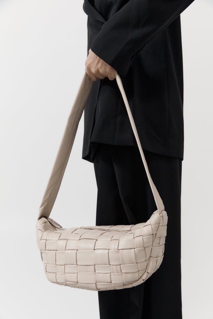 ST. AGNI Textured Crescent Bag - Ecru | Bags