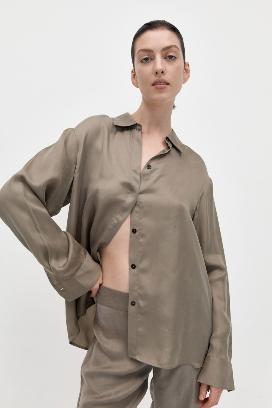 ST. AGNI Classic Shirt - Castor Grey | Tops