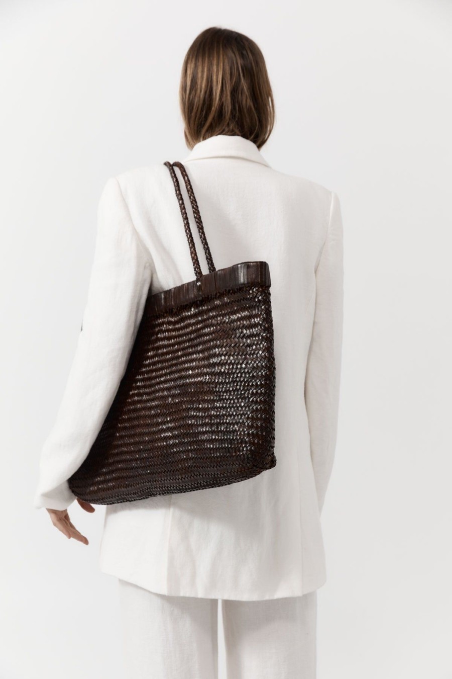 ST. AGNI Wide Bagu Woven Tote - Chocolate | Bags